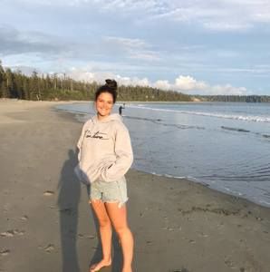 Meet your Posher, Zoe